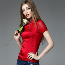 Muatkan imej ke dalam penonton Galeri, Silk Mandarin Collar Key Hole Neck Chinese Style Blouse
