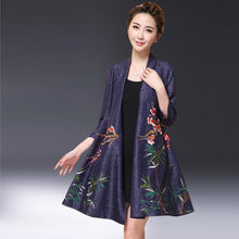 Muatkan imej ke dalam penonton Galeri, Floral Embroidery Open Front Chinese Style Wind Coat
