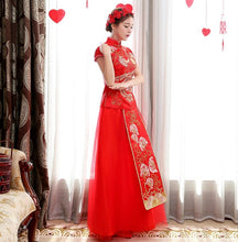 Muatkan imej ke dalam penonton Galeri, Cap Sleeve Phoenix &amp; Peony Embroidery Traditional Chinese Wedding Dress
