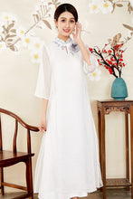 Load image into Gallery viewer, Organza with Auspicious Embroidery Full Length Cheongsam Prom Dress
