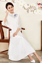 Load image into Gallery viewer, Organza with Auspicious Embroidery Full Length Cheongsam Prom Dress
