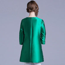 Load image into Gallery viewer, Floral Embroidery Round Neck Long Chinese Style Wind Coat
