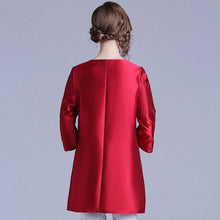 Load image into Gallery viewer, Floral Embroidery Round Neck Long Chinese Style Wind Coat
