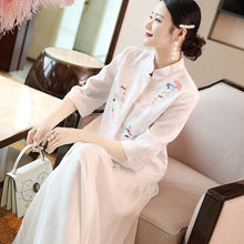 Load image into Gallery viewer, Bird Embroidery Mandarin Sleeve Women&#39;s Suit Han Chinese Costume
