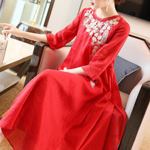 Load image into Gallery viewer, Round Neck Floral Embroidery Mother Dress Han Chinese Costume
