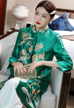 Load image into Gallery viewer, 3/4 Sleeve Floral Embroidery Taffeta Chinese Wind Coat Han Costume
