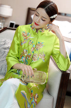 Load image into Gallery viewer, 3/4 Sleeve Floral Embroidery Taffeta Chinese Wind Coat Han Costume
