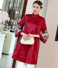 Load image into Gallery viewer, 3/4 Sleeve Floral Embroidery Traditional Chinese Coat with Tassel
