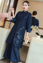 Load image into Gallery viewer, 3/4 Sleeve Fancy Cotton Floral Embroidery 2-piece Chinese Style Suit
