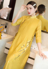 Load image into Gallery viewer, Floral Embroidery 3/4 Sleeve Hanfu Causal Dress Traiditonal Chinese Costume
