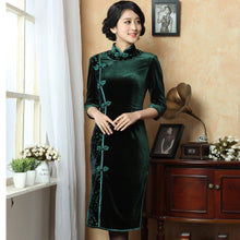 Load image into Gallery viewer, Knee Length Velvet Cheongsam Mother Dress Frog Buttons Front
