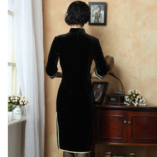 Load image into Gallery viewer, Knee Length Bodycon Velvet Cheongsam Mother Dress Frog Buttons Front
