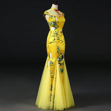 Muatkan imej ke dalam penonton Galeri, Illusion Neck Cap Sleeve Cheongsam Top Mermaid Prom Dress
