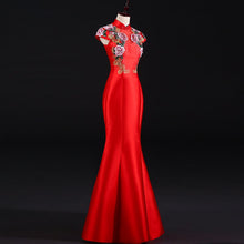 Muatkan imej ke dalam penonton Galeri, Floral Embroidery Cheongsam Top Full Length Mermaid Evening Dress
