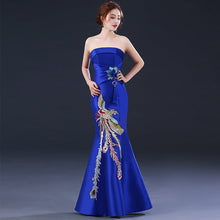 Load image into Gallery viewer, Phoenix Embroidery Strapless Mermaid Prom Dress Ceremonial Gown
