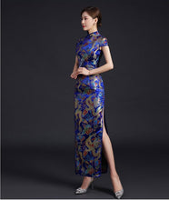 Muatkan imej ke dalam penonton Galeri, Dragon &amp; Phoenix Pattern Full Length Brocade Cheongsam Evening Dress
