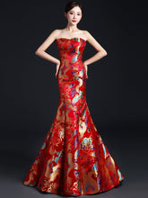 Muatkan imej ke dalam penonton Galeri, Strapless Dragon Pattern Brocade Chinese Prom Dress Chapel Train
