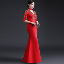 Muatkan imej ke dalam penonton Galeri, Deep V Neck Floral Appliques Half Sleeve Mermaid Chinese Prom Dress
