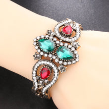 Load image into Gallery viewer, Green &amp; Red Gems Crown-shaped Bracelet
