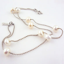 Muatkan imej ke dalam penonton Galeri, Double Chains Genuine Fresh Water Pearls Bracelet
