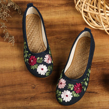 Load image into Gallery viewer, Traditional Chinese Floral Embroidery Shoes Linen Shoes
