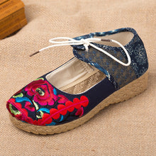 Load image into Gallery viewer, Traditional Chinese Floral Embroidery Homespun Shoes Sneakers
