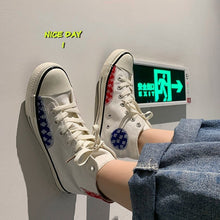 Muatkan imej ke dalam penonton Galeri, Floral Stitching Pattern Chinese Style Canvas Sports Shoes Sneaker
