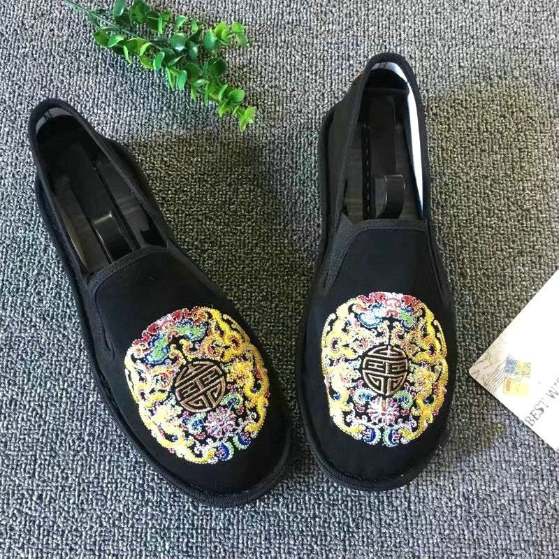 Auspicious Embroidery Traditional Chinese Causal Shoes Loafers