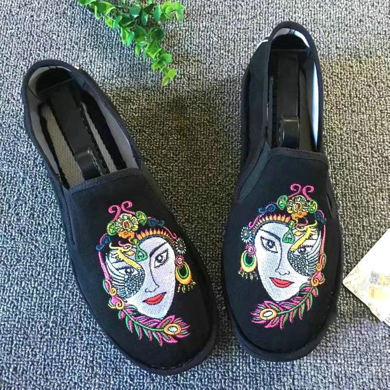 Peakcock & Beauty Face Embroidery Traditional Chinese Causal Shoes Loafers