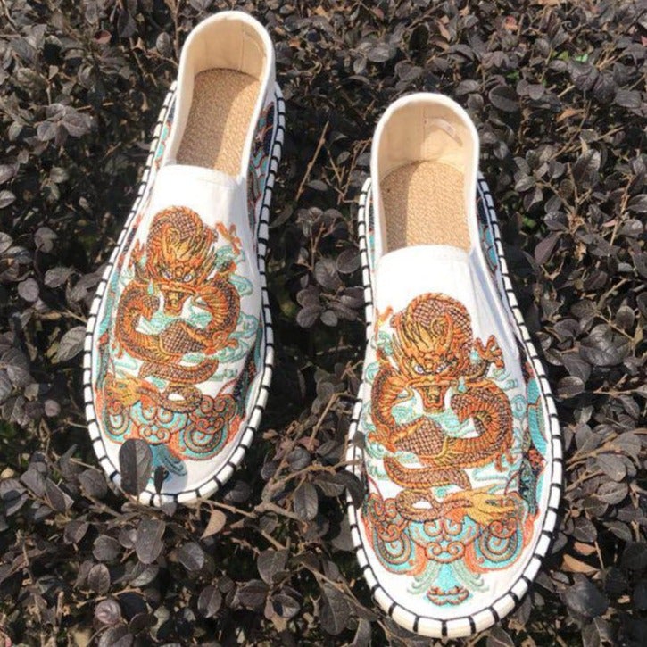 Dragon Embroidery Traditional Chinese Causal Shoes Loafers