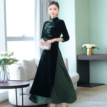 Load image into Gallery viewer, Long Sleeve Cheongsam Top Retro Floral Velvet Ao Dai Dress
