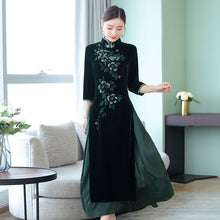 Load image into Gallery viewer, Long Sleeve Cheongsam Top Retro Floral Velvet Ao Dai Dress
