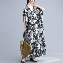 Muatkan imej ke dalam penonton Galeri, V Neck Floral Ramie Fabric Robe Chinese Style Casual Dress Boho Dress
