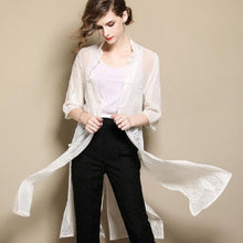 Muatkan imej ke dalam penonton Galeri, Open Front Floral Mulberry Silk Chinese Style Long Women&#39;s Shirt
