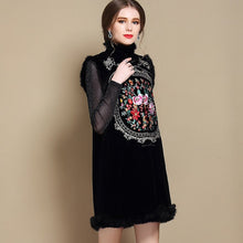 Muatkan imej ke dalam penonton Galeri, Floral Embroidery Fur Collar &amp; Edge Knee Length Chinese Waistcoat Vest
