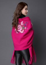 Load image into Gallery viewer, Two-sided Batwing Sleeves Sweater Shawl with Tassels
