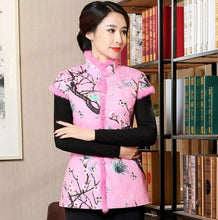 Muatkan imej ke dalam penonton Galeri, Stand Collar &amp; Fur Edge Floral Chinese Style Wadded Waistcoat Vest
