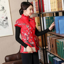 Muatkan imej ke dalam penonton Galeri, Stand Collar &amp; Fur Edge Floral Chinese Style Wadded Waistcoat Vest
