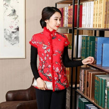 Muatkan imej ke dalam penonton Galeri, Stand Collar &amp; Fur Edge Floral Chinese Style Wadded Waistcoat Vest
