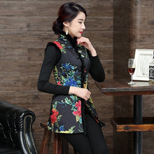 Muatkan imej ke dalam penonton Galeri, Fur Collar &amp; Edge Floral Brocade Chinese Style Wadded Waistcoat Vest
