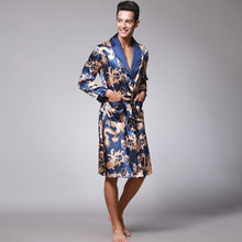 Muatkan imej ke dalam penonton Galeri, Dragon &amp; Phoenix Pattern Silk Blend Loungewear Sleepwear Bathrobe
