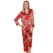 Muatkan imej ke dalam penonton Galeri, 3/4 Sleeve V Neck 2-pieces Silk Blend Loungewear Sleepwear Bathrobe
