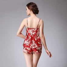 Muatkan imej ke dalam penonton Galeri, Dragon &amp; Phoenix Pattern Silk Blend Loungewear Sleepwear
