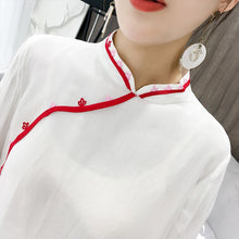 Muatkan imej ke dalam penonton Galeri, Floral Embroidery Mandarin Sleeve Chinese Style Women&#39;s Shirt
