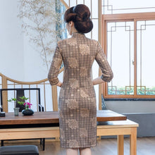 Load image into Gallery viewer, Knee Length Traditional Cheongsam Plaids &amp; Checks with Floral Suede Chinese Dress
