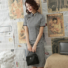 Load image into Gallery viewer, 1930&#39;s Shanghai Plaids &amp; Checks Pattern Cheongsam Chinese Dress
