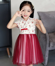 Muatkan imej ke dalam penonton Galeri, Floral Cheongsam Top Chiffon Skirt Traditional Girl&#39;s Chinese Dress
