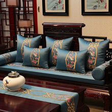 Muatkan imej ke dalam penonton Galeri, Bird &amp; Floral Embroidery Brocade Traditional Chinese Cushion Covers
