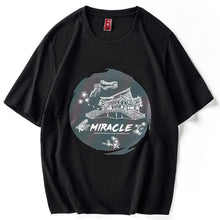 Muatkan imej ke dalam penonton Galeri, Reflect Light Print 100%  Cotton Round Neck Chinese T-shirt
