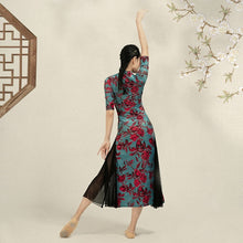 Muatkan imej ke dalam penonton Galeri, Stretchy Floral Cheongsam Dress Chinese Style Dance Dress
